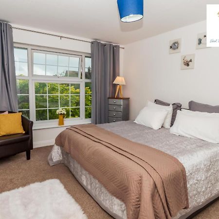 2 Bed Apartment-5 Guests - Business-Relocation-Parking - The Brighton Short Stay & Serviced Apartments Luaran gambar