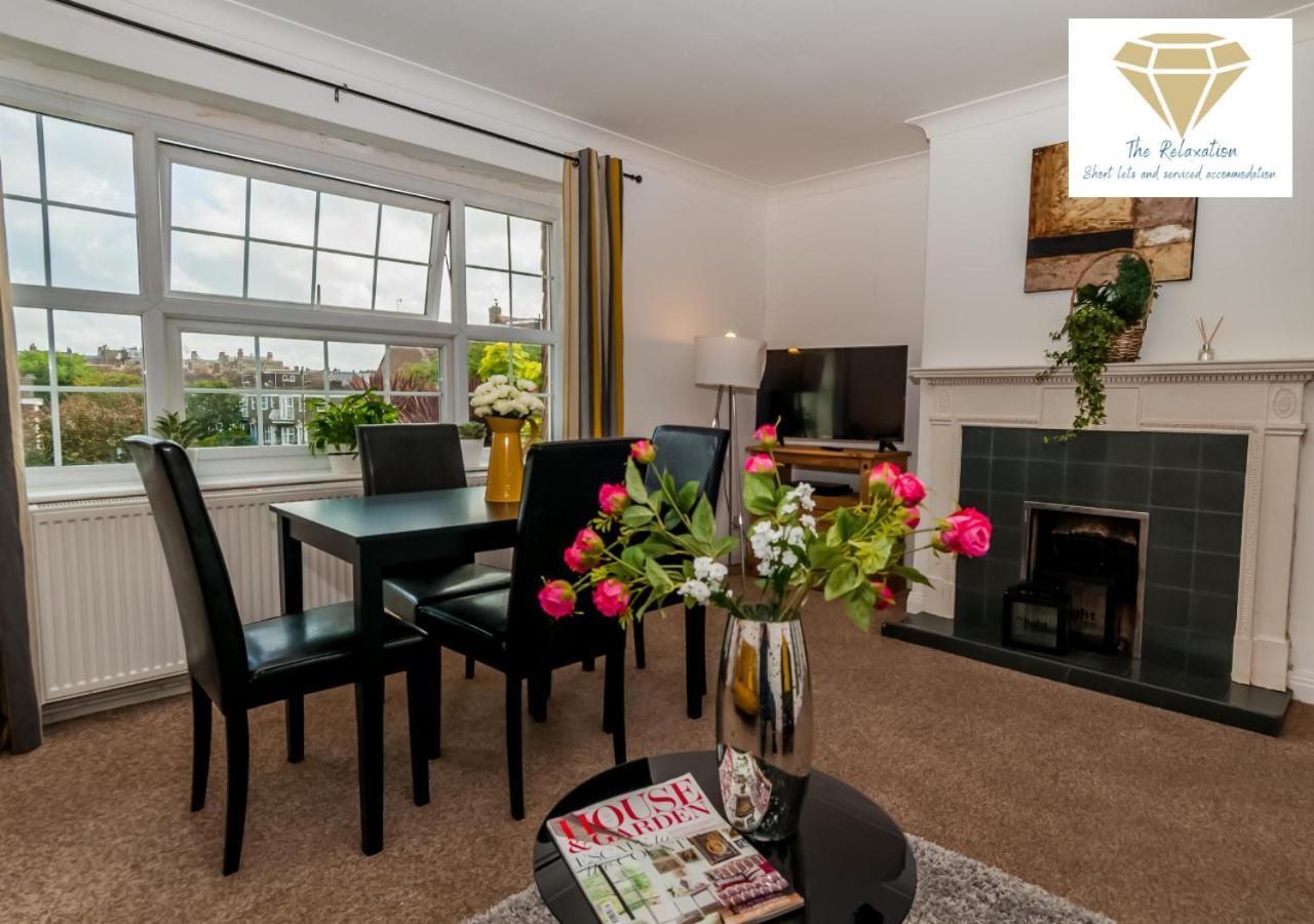 2 Bed Apartment-5 Guests - Business-Relocation-Parking - The Brighton Short Stay & Serviced Apartments Luaran gambar