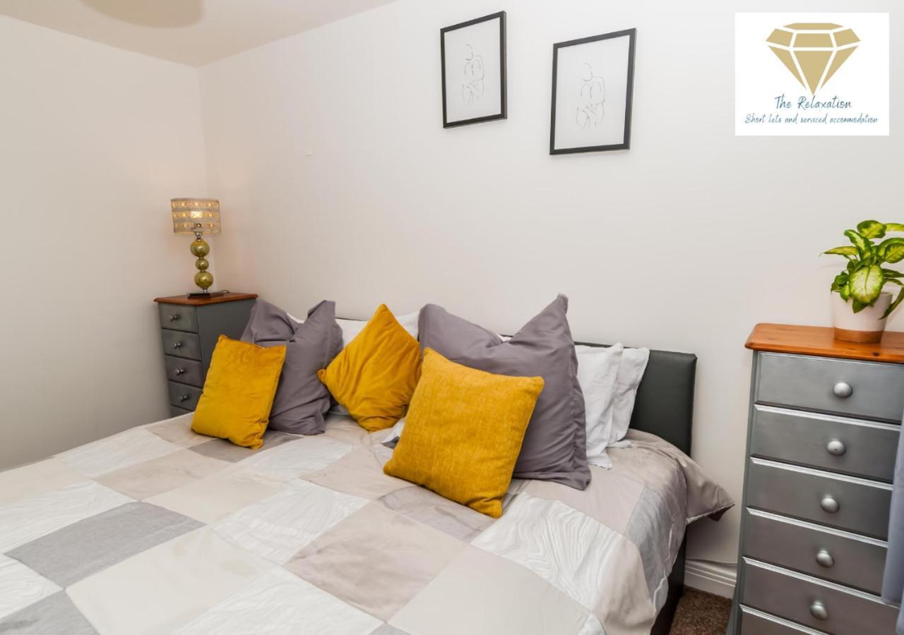 2 Bed Apartment-5 Guests - Business-Relocation-Parking - The Brighton Short Stay & Serviced Apartments Luaran gambar