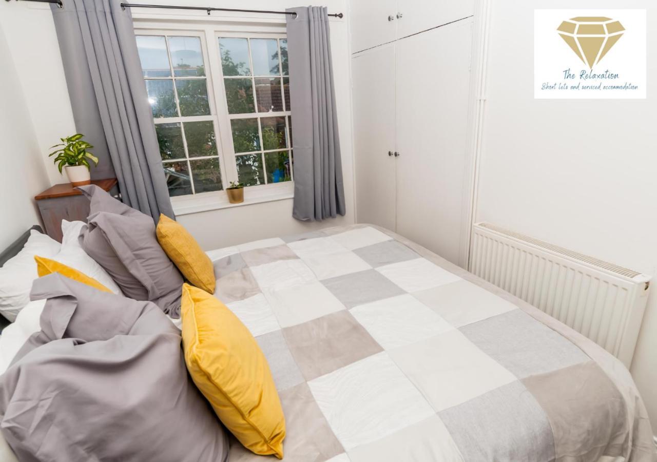 2 Bed Apartment-5 Guests - Business-Relocation-Parking - The Brighton Short Stay & Serviced Apartments Luaran gambar