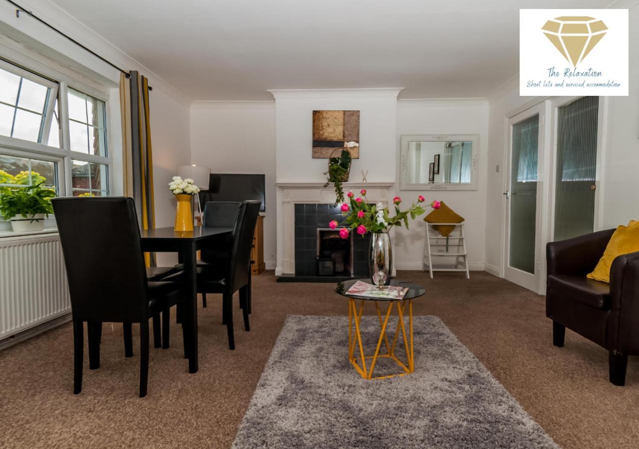 2 Bed Apartment-5 Guests - Business-Relocation-Parking - The Brighton Short Stay & Serviced Apartments Luaran gambar