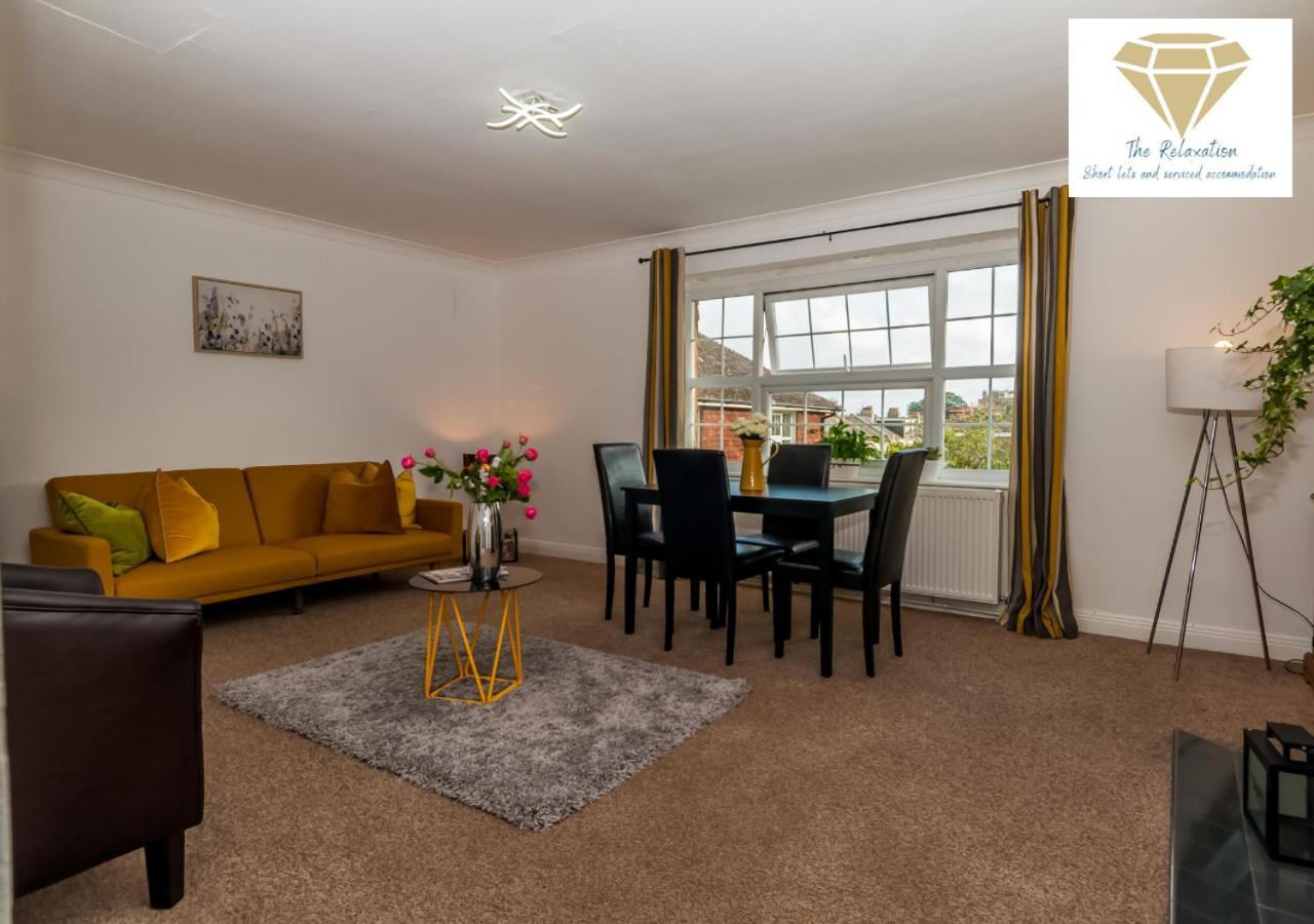 2 Bed Apartment-5 Guests - Business-Relocation-Parking - The Brighton Short Stay & Serviced Apartments Luaran gambar