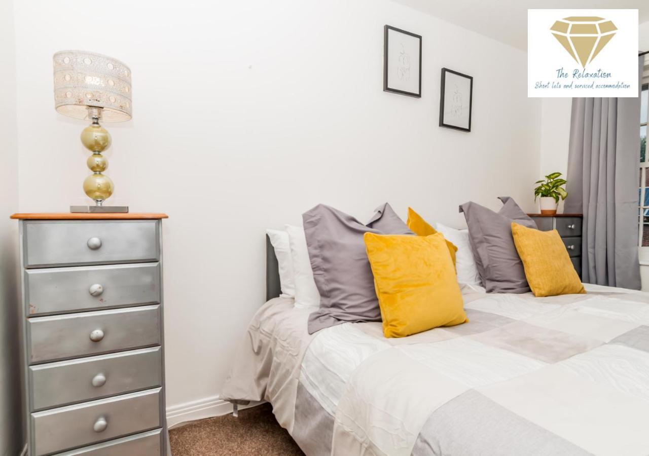 2 Bed Apartment-5 Guests - Business-Relocation-Parking - The Brighton Short Stay & Serviced Apartments Luaran gambar